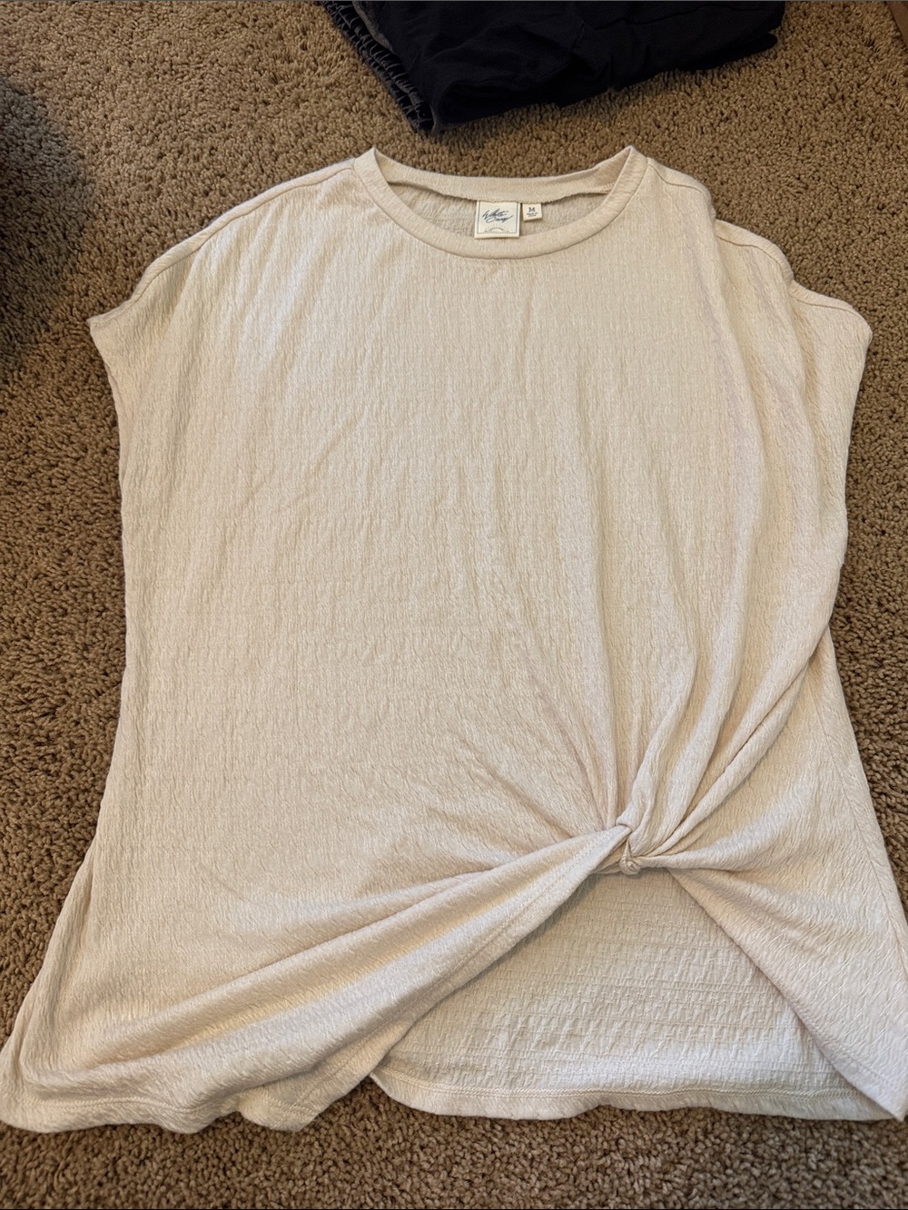 White Crow Cream Twist-Front Short Sleeve Top